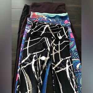 Bundle of leggings size 10-12 girls